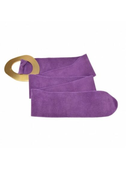 Stylischer Leder-Gürtel in Violett - Accessoire für trendbewusste Fashionistas